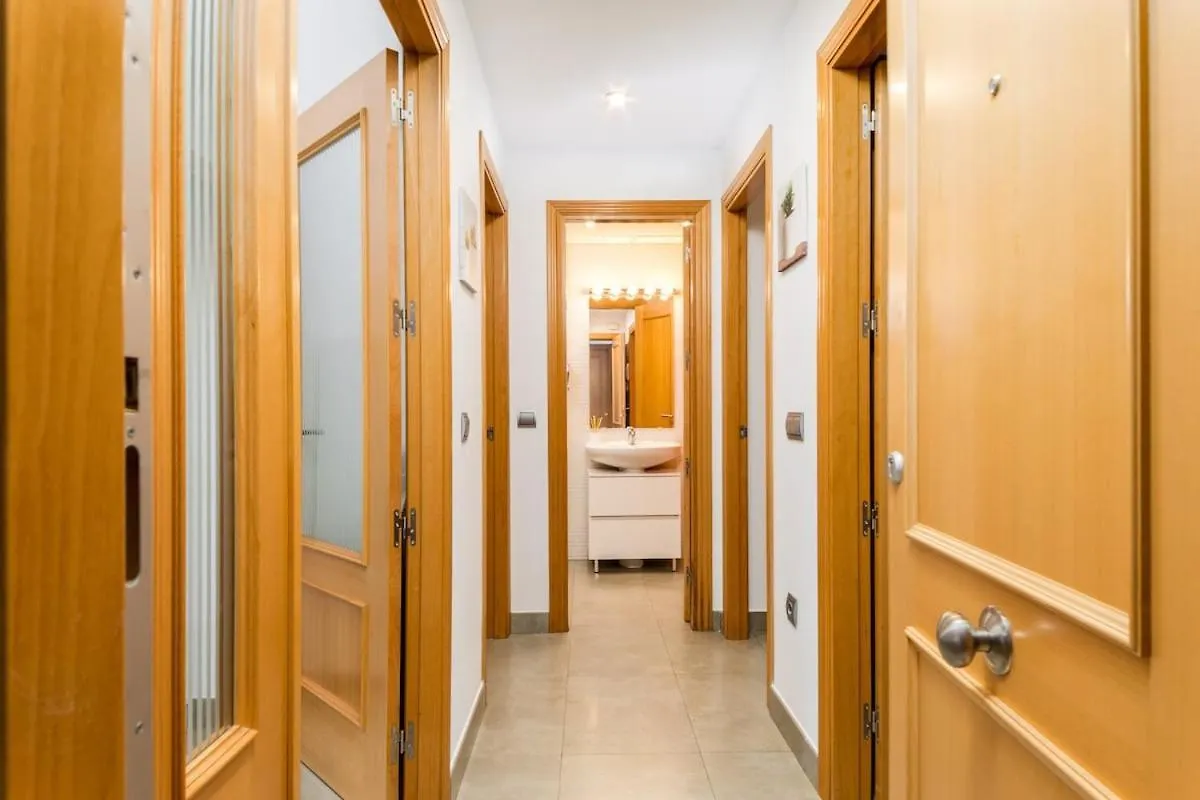 C54 - Homey Apartment 2 Bedroom In Town Malaga 0*,