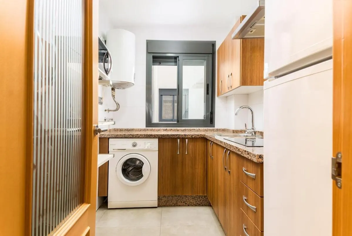 C54 - Homey Apartment 2 Bedroom In Town Malaga