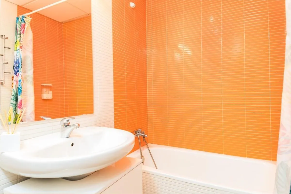 C54 - Homey Apartment 2 Bedroom In Town Malaga Spain